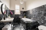https://images.listonce.com.au/custom/160x/listings/122-peel-street-kew-vic-3101/985/01982985_img_07.jpg?xdx5tSbCaZk