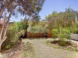 https://images.listonce.com.au/custom/160x/listings/122-ruskin-street-elwood-vic-3184/276/01794276_img_09.jpg?A9vDHOgP0iY