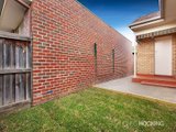 https://images.listonce.com.au/custom/160x/listings/122-thorpe-street-newport-vic-3015/266/01203266_img_10.jpg?9k_ZRVLya8E