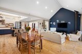 https://images.listonce.com.au/custom/160x/listings/122-windsor-crescent-surrey-hills-vic-3127/010/01567010_img_03.jpg?7ohWMYuTGkc