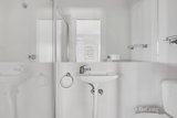 https://images.listonce.com.au/custom/160x/listings/12222-mason-street-newport-vic-3015/694/01748694_img_09.jpg?1zdKe6wHj28