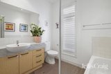 https://images.listonce.com.au/custom/160x/listings/12231-glen-huntly-road-elsternwick-vic-3185/519/01753519_img_05.jpg?QXjgjbOKrHk