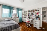 https://images.listonce.com.au/custom/160x/listings/1227-patterson-road-bentleigh-vic-3204/238/01935238_img_07.jpg?RQVOJuZTl1I