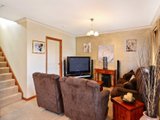 https://images.listonce.com.au/custom/160x/listings/1227-yarra-street-south-geelong-vic-3220/496/01699496_img_04.jpg?awVrKk7b61A