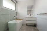 https://images.listonce.com.au/custom/160x/listings/122b-para-road-montmorency-vic-3094/069/00759069_img_06.jpg?Df-FolNqjb8