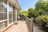 https://images.listonce.com.au/custom/160x/listings/123-clyde-street-glen-iris-vic-3146/227/01682227_img_10.jpg?5wXwM4dEVG8