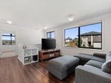 https://images.listonce.com.au/custom/160x/listings/123-evans-drive-croydon-vic-3136/591/01880591_img_04.jpg?pF6IWroCvCs