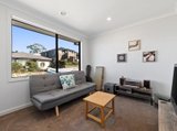 https://images.listonce.com.au/custom/160x/listings/123-evans-drive-croydon-vic-3136/591/01880591_img_05.jpg?rqnybZeB1z8