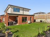 https://images.listonce.com.au/custom/160x/listings/123-evans-drive-croydon-vic-3136/591/01880591_img_08.jpg?SYWInNdXAEw