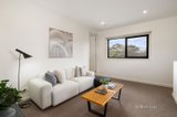 https://images.listonce.com.au/custom/160x/listings/123-francesca-street-mont-albert-north-vic-3129/673/01738673_img_05.jpg?7LkoBAo3FZs