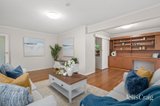 https://images.listonce.com.au/custom/160x/listings/123-lawrence-road-mount-waverley-vic-3149/730/01815730_img_03.jpg?LGko59xO2_k