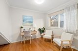 https://images.listonce.com.au/custom/160x/listings/123-lawrence-road-mount-waverley-vic-3149/730/01815730_img_08.jpg?eY8kcoZvMwE