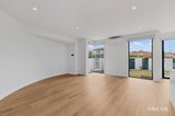 https://images.listonce.com.au/custom/160x/listings/123-lilac-street-bentleigh-east-vic-3165/224/01985224_img_06.jpg?5iGMsAtp7GE