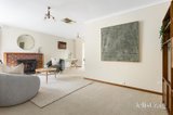 https://images.listonce.com.au/custom/160x/listings/123-martins-lane-viewbank-vic-3084/973/01900973_img_03.jpg?jpMN6K5tR50