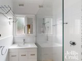 https://images.listonce.com.au/custom/160x/listings/123-neville-street-bentleigh-east-vic-3165/973/01779973_img_07.jpg?XwgYCqHpswk