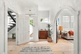 https://images.listonce.com.au/custom/160x/listings/123-ormond-esplanade-elwood-vic-3184/360/01780360_img_12.jpg?Xuusojp7mFY