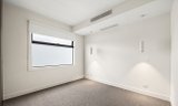 https://images.listonce.com.au/custom/160x/listings/123-oswald-thomas-avenue-hampton-east-vic-3188/407/01703407_img_03.jpg?xG79a7228-M