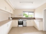 https://images.listonce.com.au/custom/160x/listings/123-savages-lane-woodend-vic-3442/813/01909813_img_02.jpg?sHLWkchVKSY