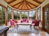 https://images.listonce.com.au/custom/160x/listings/123-winter-street-newington-vic-3350/769/01576769_img_02.jpg?8CAPX_0x8aI