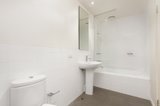 https://images.listonce.com.au/custom/160x/listings/12300-racecourse-road-flemington-vic-3031/946/00217946_img_05.jpg?fmqjD6DTd5k