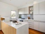 https://images.listonce.com.au/custom/160x/listings/12323-church-street-richmond-vic-3121/575/00969575_img_06.jpg?n760RSslRBU