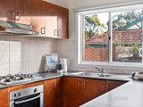 https://images.listonce.com.au/custom/160x/listings/1233-leslie-street-donvale-vic-3111/979/01718979_img_07.jpg?JU0CzlgpObM