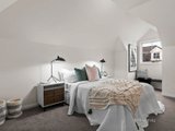 https://images.listonce.com.au/custom/160x/listings/1233-leslie-street-donvale-vic-3111/979/01718979_img_09.jpg?6AKiSbJu6R8