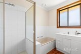 https://images.listonce.com.au/custom/160x/listings/123428-30-ware-street-lara-vic-3212/549/01817549_img_09.jpg?6sRSUF-Xkp4