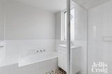 https://images.listonce.com.au/custom/160x/listings/1236-40-disraeli-street-kew-vic-3101/061/01723061_img_09.jpg?hp9hJi5m-ps