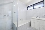 https://images.listonce.com.au/custom/160x/listings/1237-williams-road-blackburn-vic-3130/720/01950720_img_06.jpg?NUYTx0i8Cfk