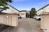 https://images.listonce.com.au/custom/160x/listings/1239-byron-st-elwood-vic-3184/634/01909634_img_14.jpg?0EX74HbdOGU