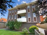 https://images.listonce.com.au/custom/160x/listings/1239-hotham-street-st-kilda-east-vic-3183/637/01794637_img_03.jpg?3HiiycaSQBE