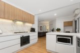 https://images.listonce.com.au/custom/160x/listings/123b-tanti-avenue-mornington-vic-3931/572/01648572_img_19.jpg?AQ0RlsLLhOw