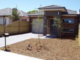 https://images.listonce.com.au/custom/160x/listings/124-amaranth-avenue-altona-north-vic-3025/144/01614144_img_01.jpg?WSK3D_kowCk