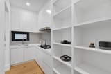 https://images.listonce.com.au/custom/160x/listings/124-blue-hills-avenue-mount-waverley-vic-3149/573/01815573_img_07.jpg?SqTE4iFQ8RU