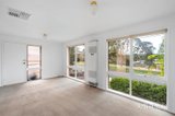 https://images.listonce.com.au/custom/160x/listings/124-coniston-street-diamond-creek-vic-3089/296/01833296_img_03.jpg?A2yifH-yTjo