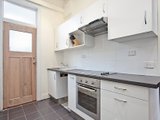 https://images.listonce.com.au/custom/160x/listings/124-douglas-parade-williamstown-vic-3016/723/01202723_img_06.jpg?1qZR7GeN1r0