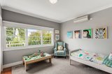 https://images.listonce.com.au/custom/160x/listings/124-edwards-street-burwood-vic-3125/285/00485285_img_06.jpg?GGWA0CS_sCQ