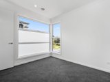 https://images.listonce.com.au/custom/160x/listings/124-grandview-grove-bayswater-vic-3153/981/01973981_img_07.jpg?R4HyUwK0dmw