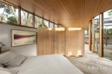 https://images.listonce.com.au/custom/160x/listings/124-hill-street-toorak-vic-3142/485/01809485_img_14.jpg?Kx_0ngZGlec