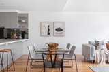 https://images.listonce.com.au/custom/160x/listings/124-holmes-road-moonee-ponds-vic-3039/496/01914496_img_06.jpg?aL5l4PtWTs4