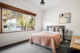 https://images.listonce.com.au/custom/160x/listings/124-hutton-street-thornbury-vic-3071/578/01583578_img_12.jpg?fsCWTOa-uas