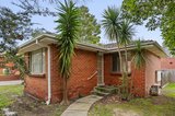 https://images.listonce.com.au/custom/160x/listings/124-lusher-road-croydon-vic-3136/459/01976459_img_03.jpg?p8OlVib5n0Y