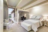 https://images.listonce.com.au/custom/160x/listings/124-powlett-street-east-melbourne-vic-3002/423/00376423_img_04.jpg?MlU6QN0AGZY