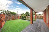 https://images.listonce.com.au/custom/160x/listings/124-prince-edward-avenue-mckinnon-vic-3204/747/01845747_img_08.jpg?4MPp1YWMzMk