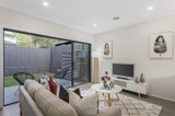 https://images.listonce.com.au/custom/160x/listings/124-roland-street-mount-waverley-vic-3149/129/00837129_img_02.jpg?co-pg6oNqDg