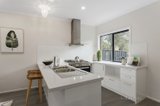 https://images.listonce.com.au/custom/160x/listings/124-roland-street-mount-waverley-vic-3149/129/00837129_img_09.jpg?0G4r-QqhhGA