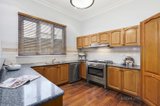 https://images.listonce.com.au/custom/160x/listings/124-st-georges-road-northcote-vic-3070/914/00676914_img_04.jpg?vwrRmE_ROIA