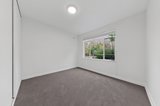 https://images.listonce.com.au/custom/160x/listings/124-tivoli-place-south-yarra-vic-3141/524/01902524_img_09.jpg?f0DKwTL4w8o