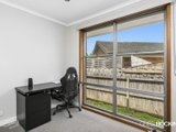 https://images.listonce.com.au/custom/160x/listings/124-tyquin-street-laverton-vic-3028/645/01203645_img_08.jpg?uzNIl2KXSNk